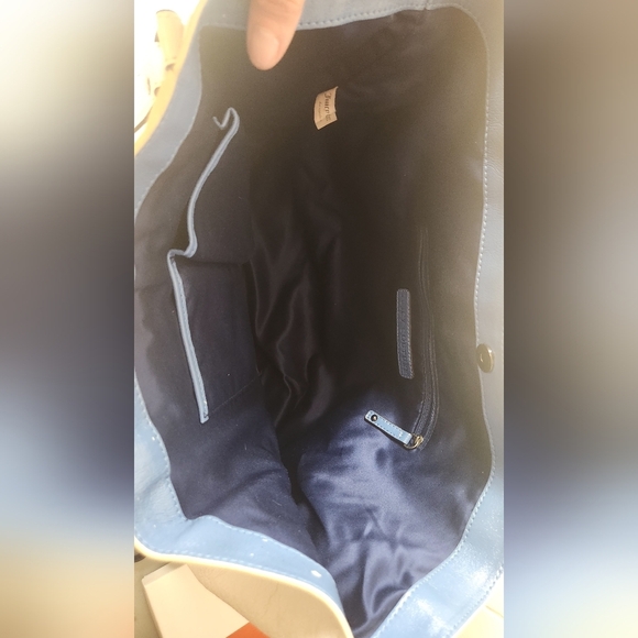 Juicy Coture Elegant White and Blue Tote Bag HUGE!! - Picture 5 of 8